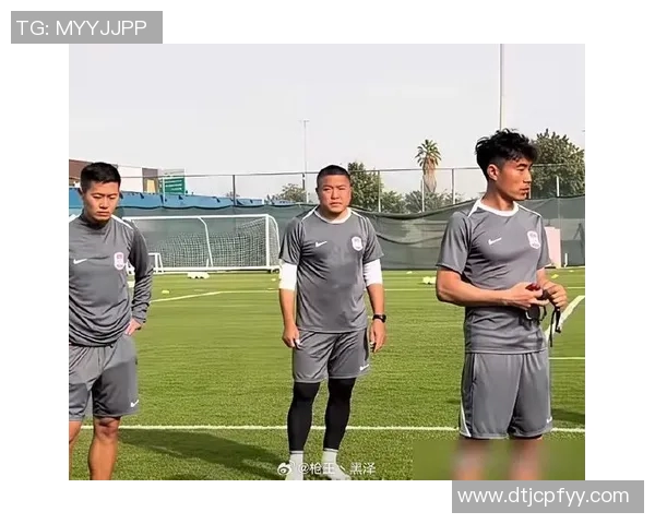 足球明星的日常生活揭秘从晨练到赛场的精彩瞬间